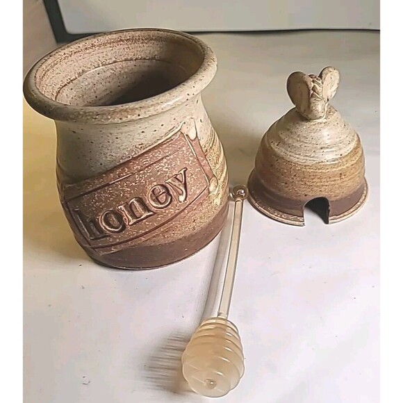Wagner Village Pottery Glazed Honey Pot and Wooden Dipper Hand Made Signed - Picture 3 of 9